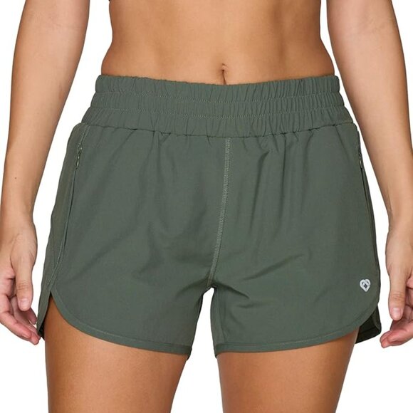 2 Running Shorts - Picture 5 of 12